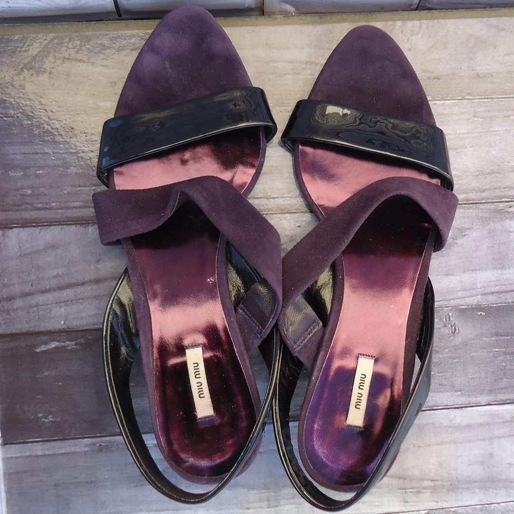 Size Eu 6. Miu Miu Suede And Patent Leather Sling… - image 7